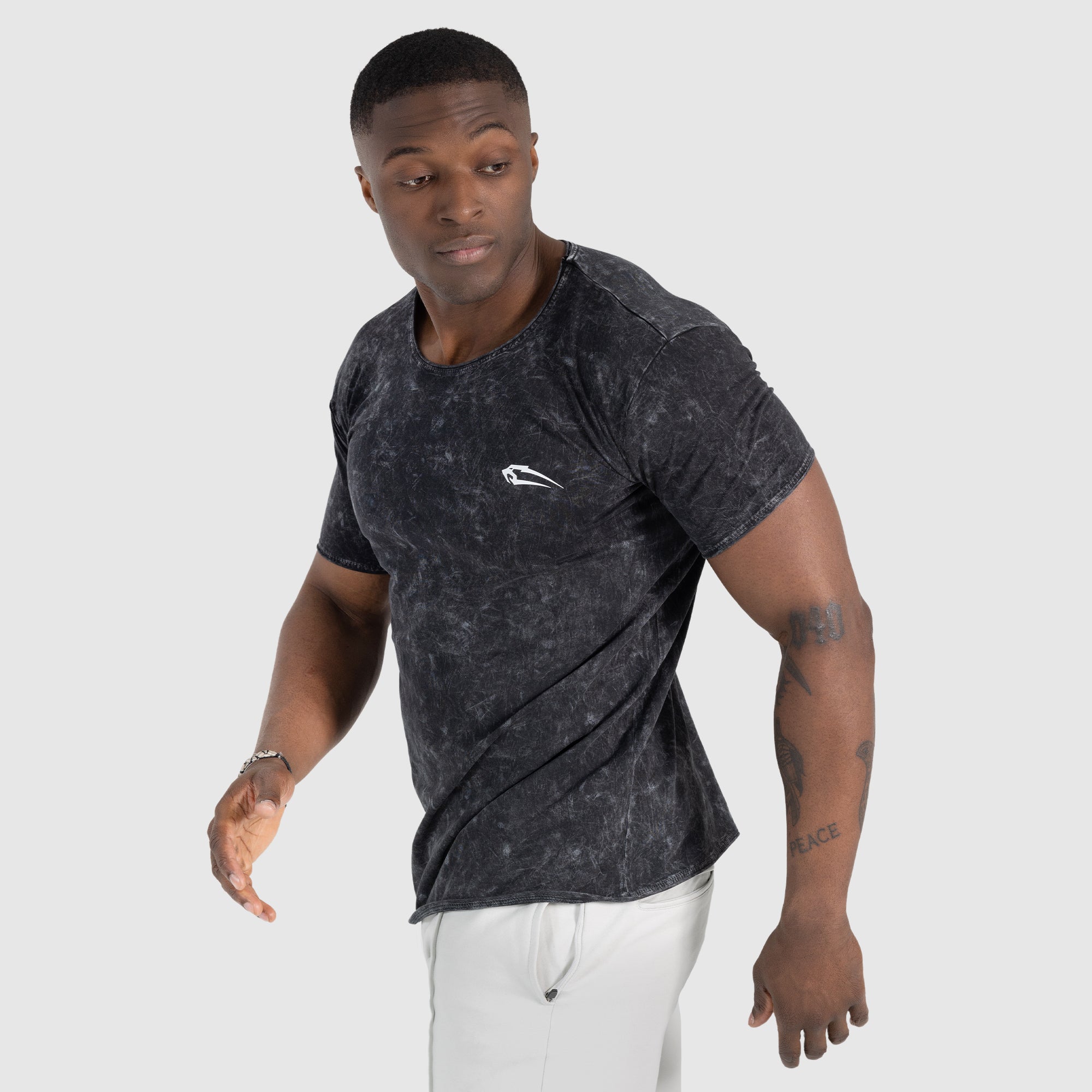 <tc>M</tc>t-shirt atrix
