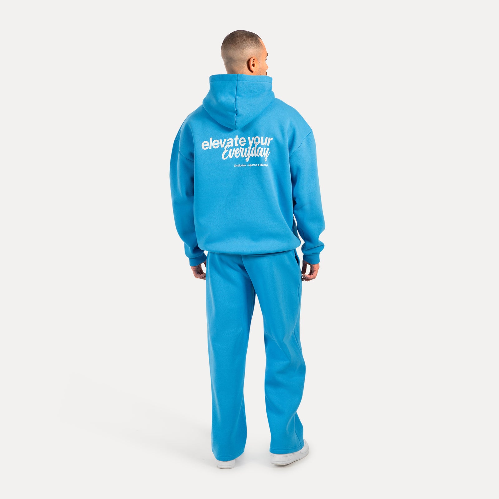 Hellblau
