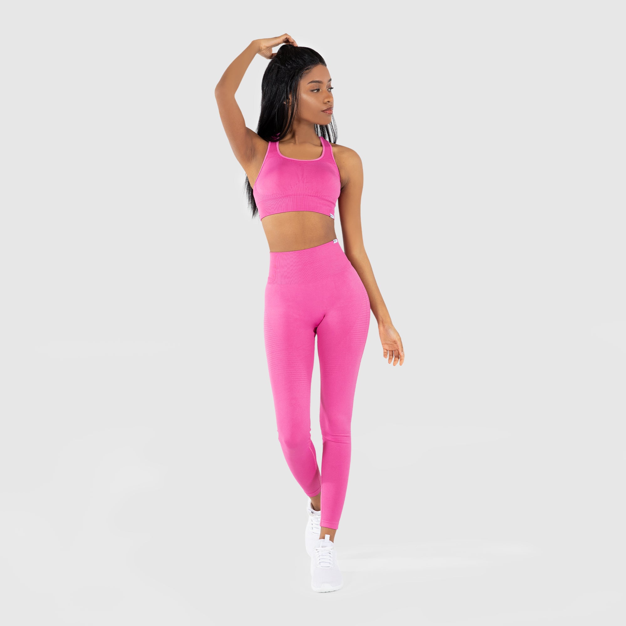 Consapevole del reggiseno sportivo
