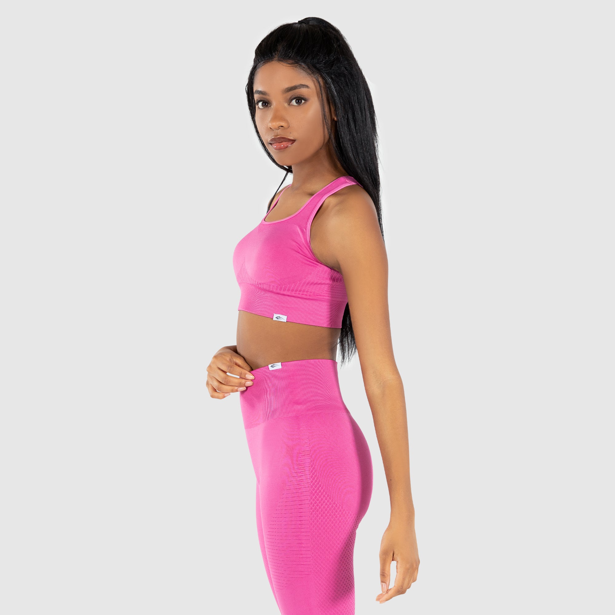 Consapevole del reggiseno sportivo