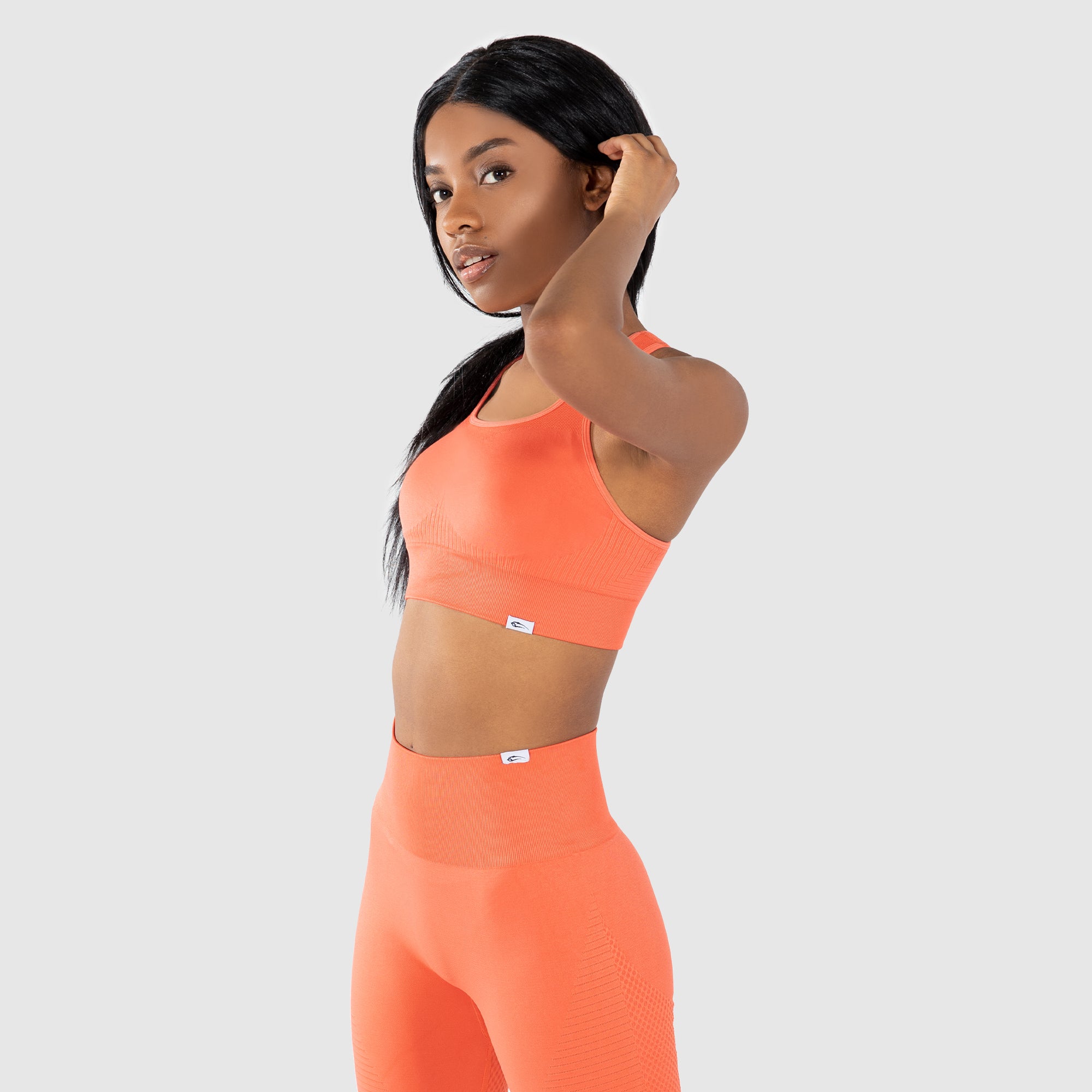 Consapevole del reggiseno sportivo