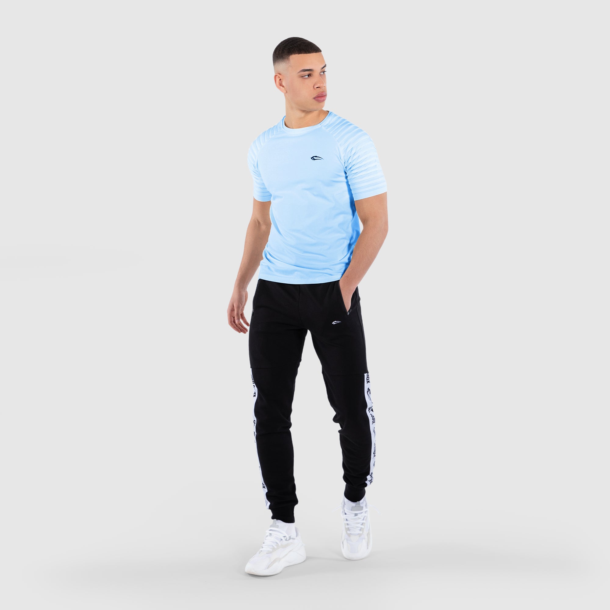 Blau